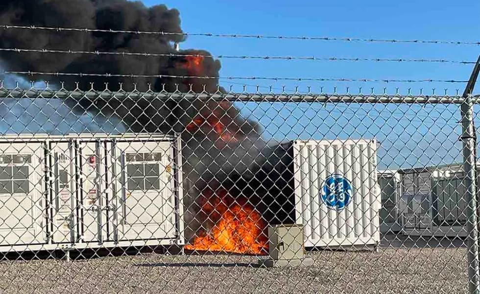 Dois incêndios em 10 dias! A segurança do armazenamento de energia está novamente em destaque…