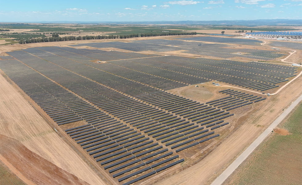 98 usinas fotovoltaicas construídas no deserto taklimakan!
