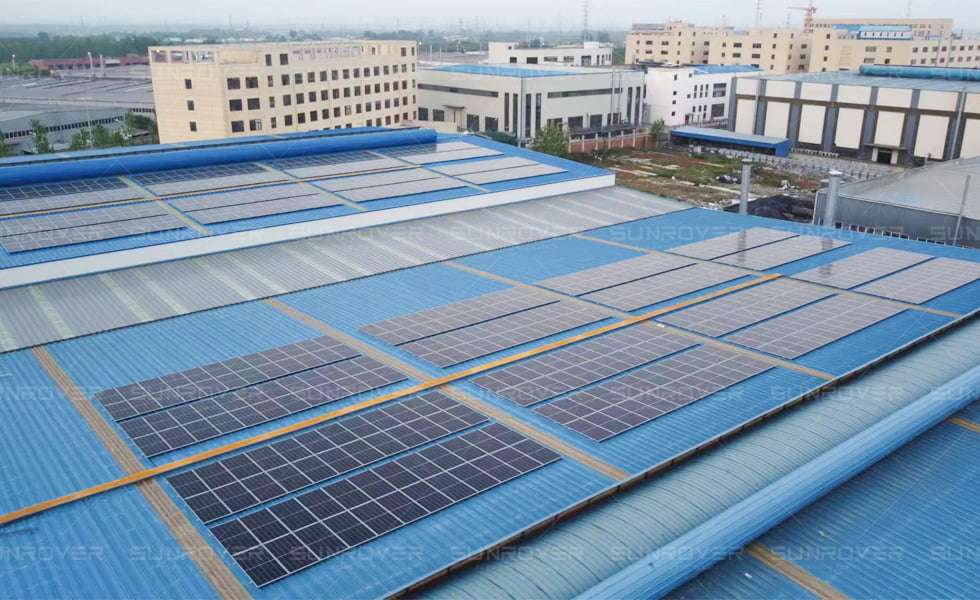 O projeto de usina fotovoltaica distribuída no telhado de 700KW na China foi oficialmente conectado à rede