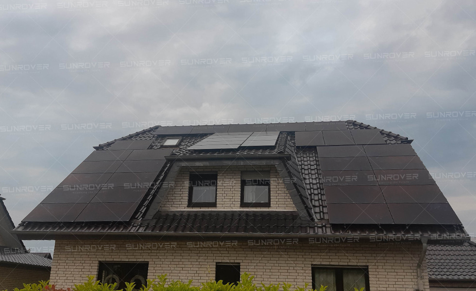 Exibição do sistema solar de painel solar Sunrover de clientes alemães
